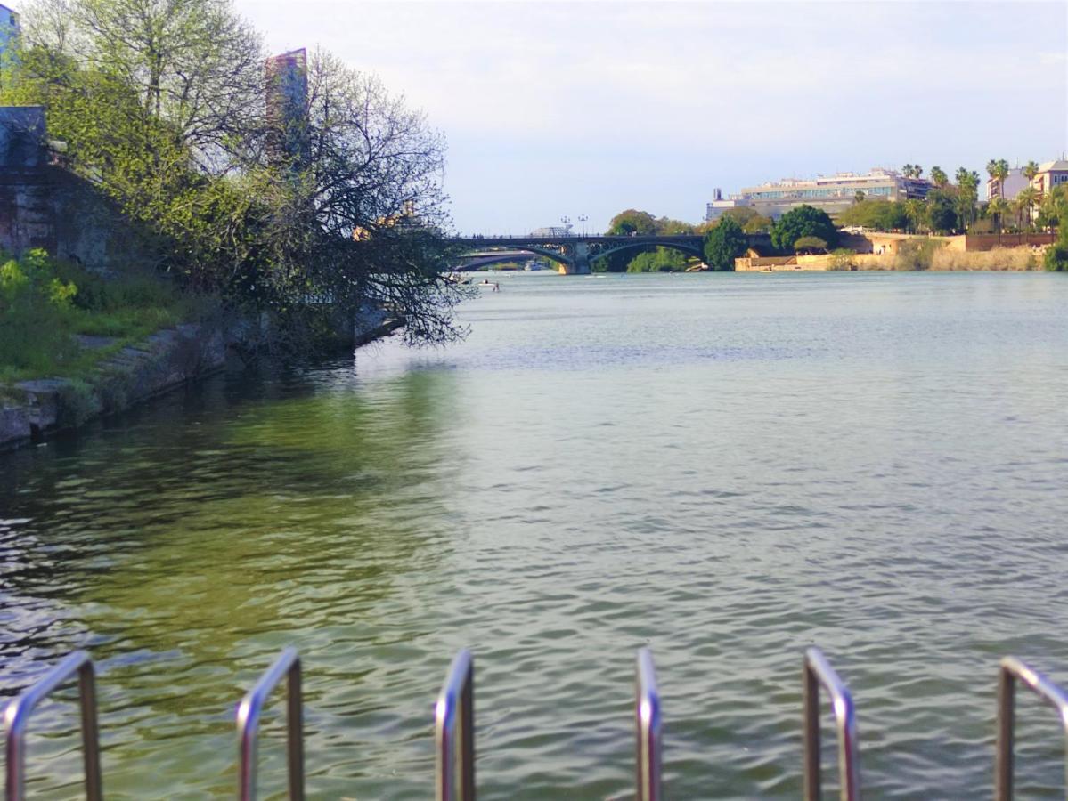 דירות סביליה Vive Triana מראה חיצוני תמונה